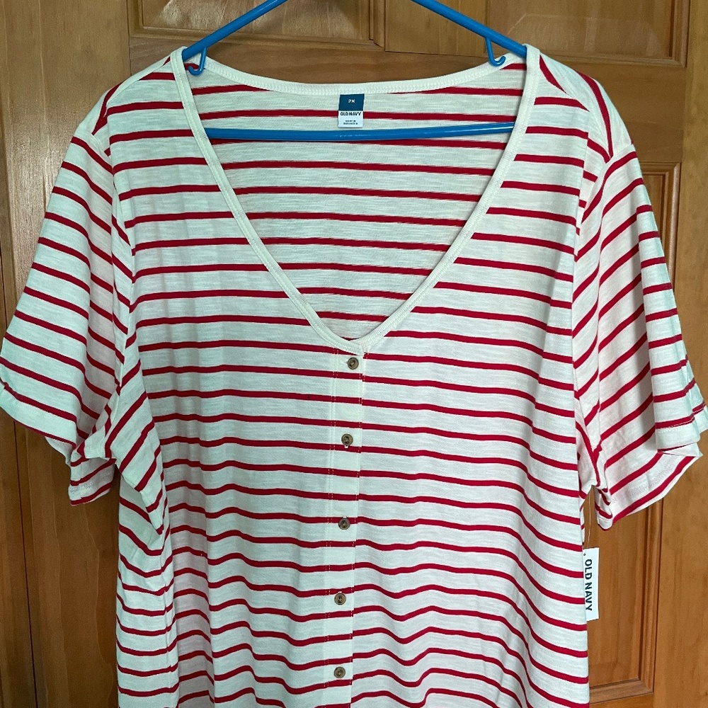 Old Navy Crop Top - NWT
